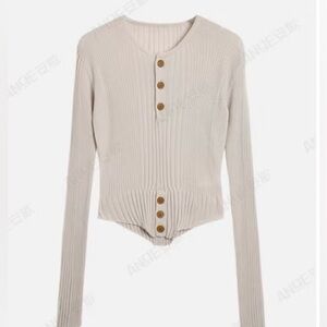Ribbed Henley Button-Front Long Sleeve Top - Cream